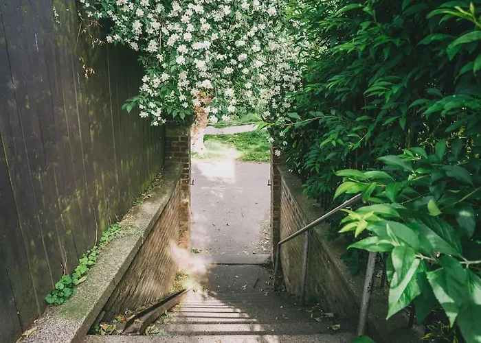 Spacious 3 Bedroom House Feriehus York