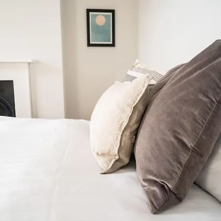 Feriehus Spacious 3 Bedroom House York