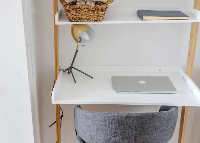 Nyaraló Spacious 3 Bedroom House York